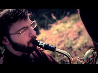 LE-LI - no fun (stooges cover) - live buskers