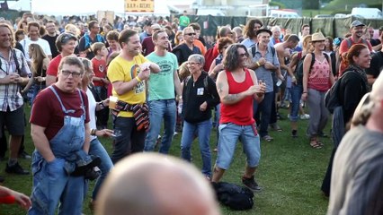 Vers solidaires : les moitiés d'con