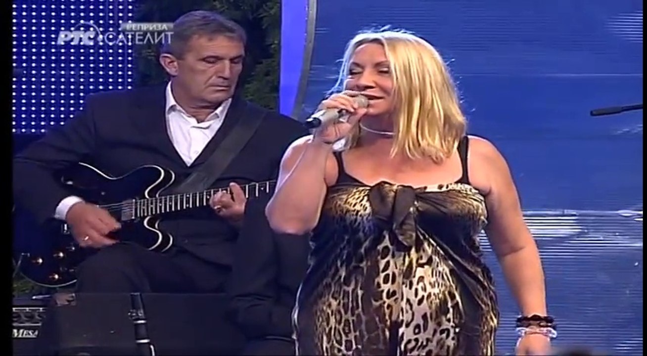 Vesna Zmijanac - Kunem ti se zivotom (Letnji karavan) LIVE