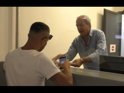 Napoli - Aeroporto, uno sportello per rilascio carte di identità (11.08.16)