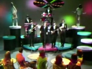 THE VILLAGERS - GROOVIN