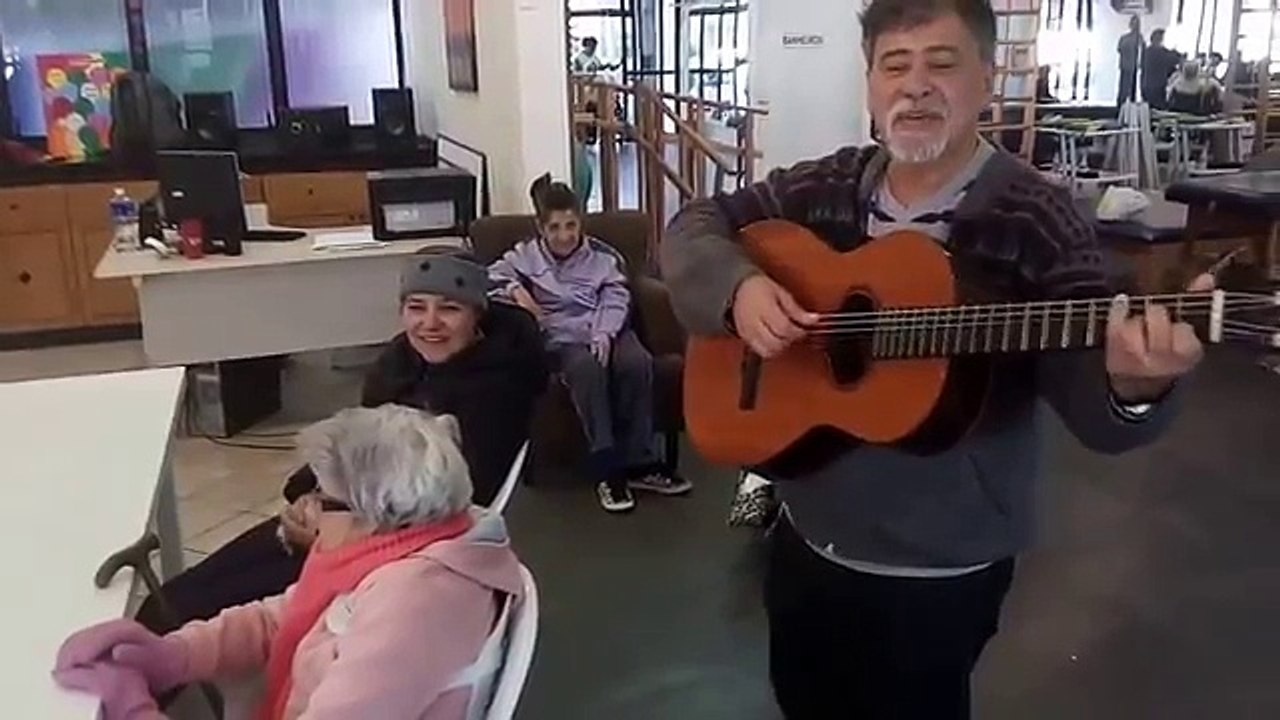 Serenata  1 Dia das Avós Josue Silva josueviolao