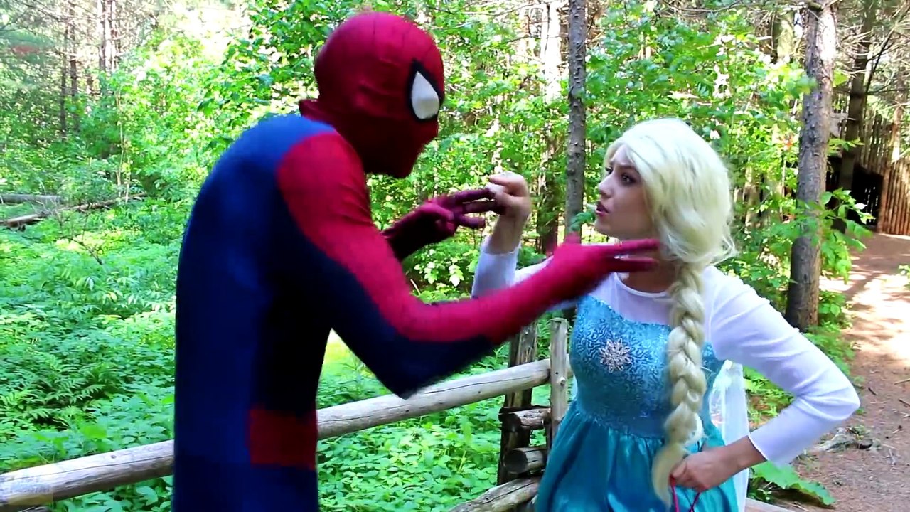 Spiderman & Frozen Elsa Break Up_! w_ Pink Spidergirl mermaid, Joker, Maleficent, Rapunzel