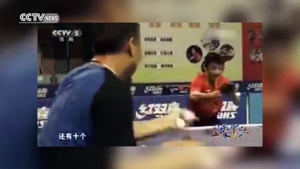 L’entraînement dingue du pongiste chinois