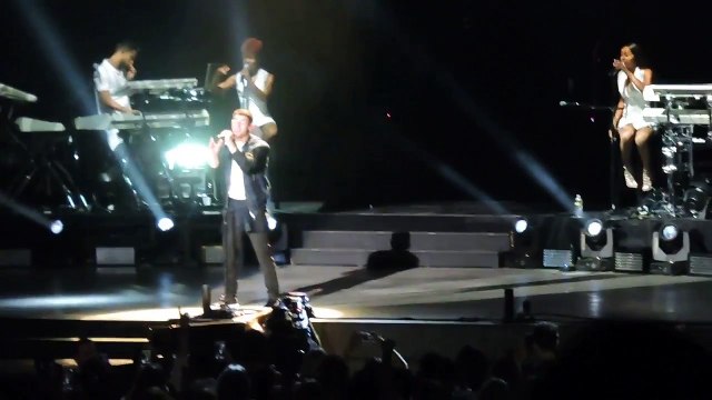 Close - Nick Jonas & Demi Lovato Future Now San Diego 8-14-2016