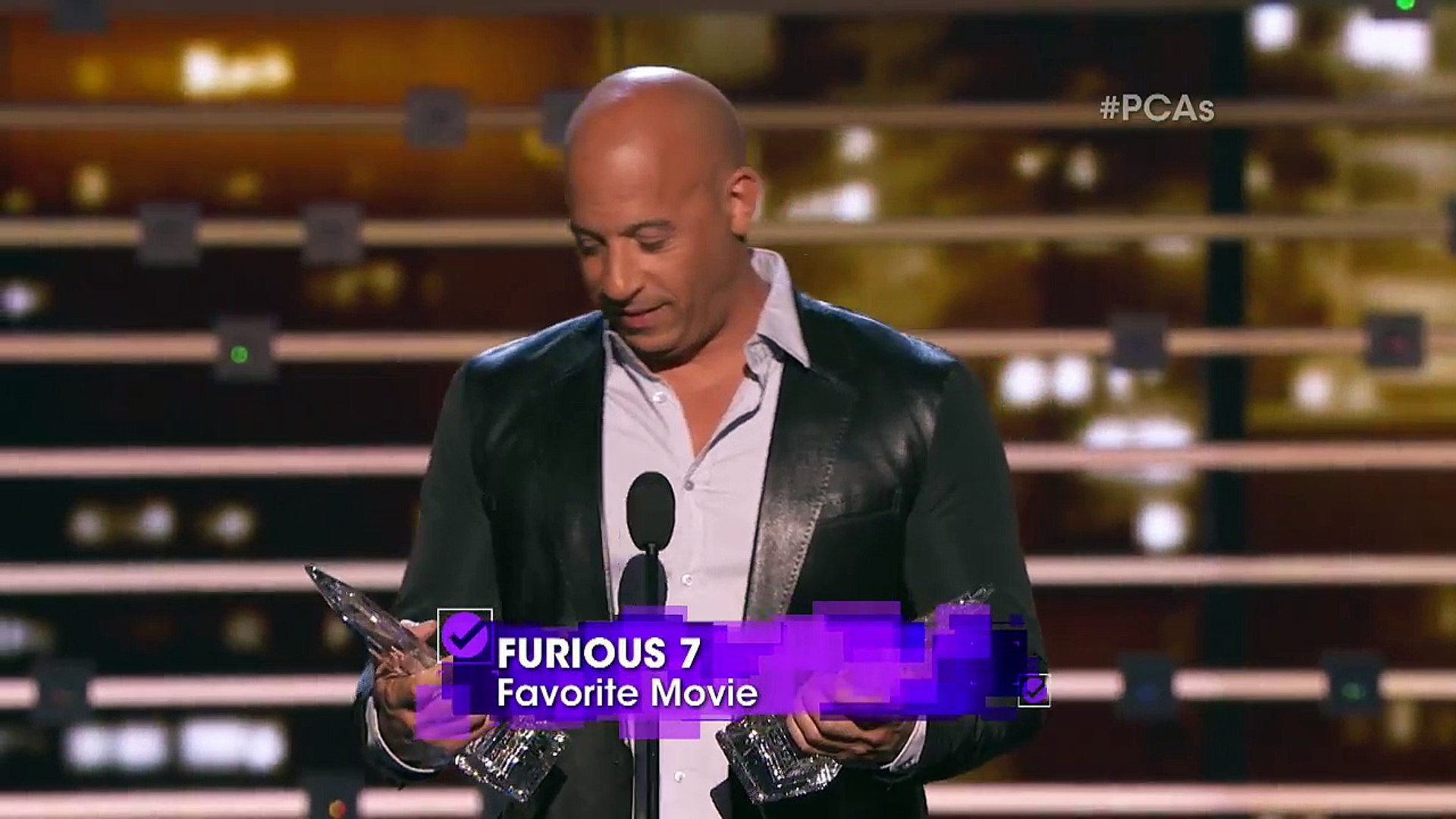 Vin Diesel rend hommage à Paul Walker lors de la cérémonie des People's  Choice Awards, image size:1920x1080