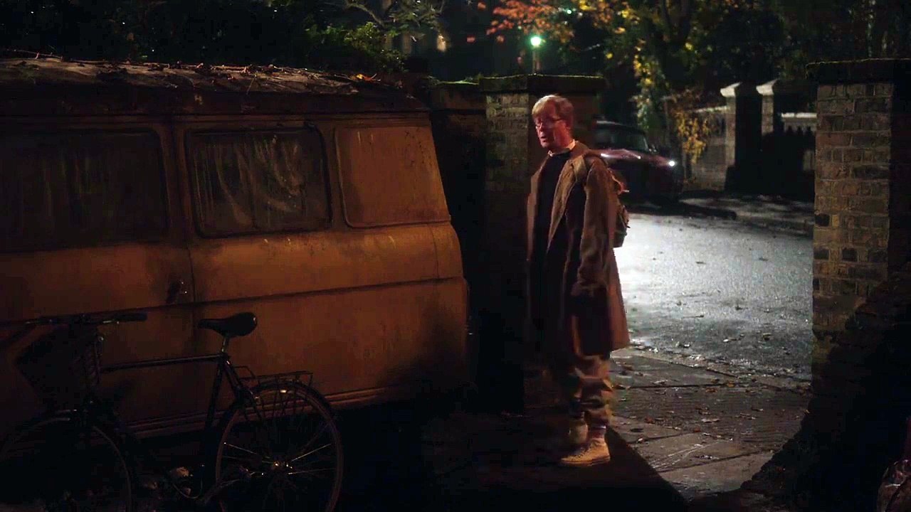 The Lady In The Van - Extrait (2) VF