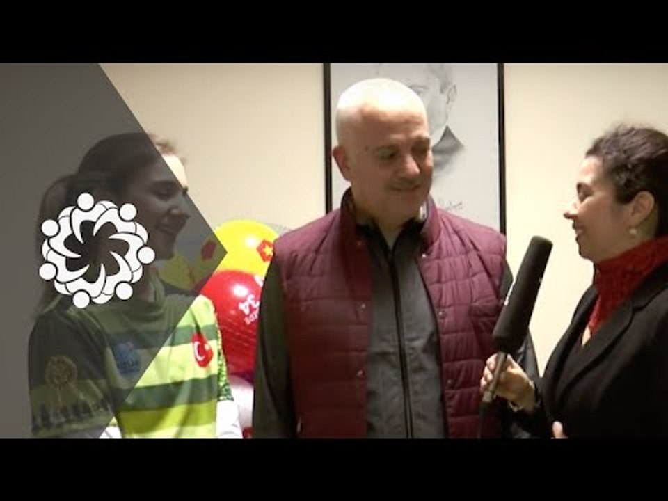 Kızlar Sahada: Deniz Yılmaz, Yılmaz Yılmaz