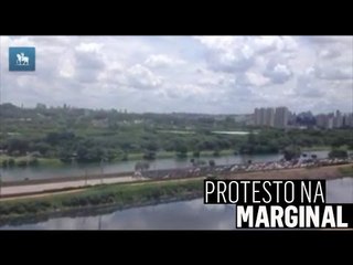 Protesto de seguranças da USP fecha Marginal do Pinheiros