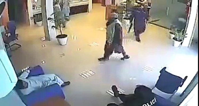 CCTV Footage of Standard Charterd Bank Robbery in Karachi