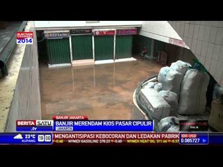 Pasar Cipulir Terendam Luapan Kali Pesanggrahan