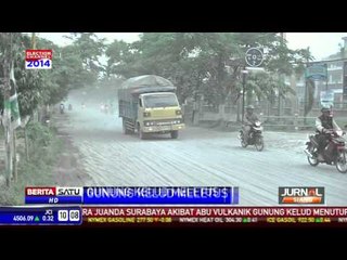 Jalanan di Kediri Berubah Jadi Lautan Pasir