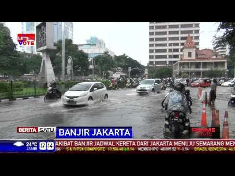 Jalan di Depan Istana Negara Terendam Banjir