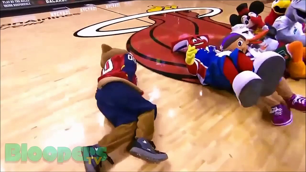 Funny Mascot Bloopers - Ultimate Mascot Fails Compilation