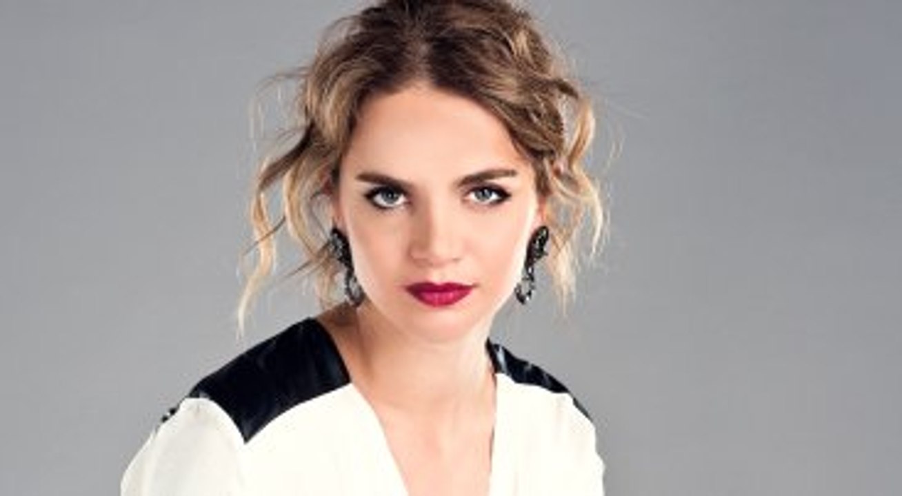 Tuğçe Kazaz, Sıla'ya Sahip Çıktı