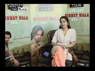 What Girl Did With Waqar Zaka For Asking Personal Question - YouTube