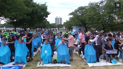 900 Sud-Coréens se rasent la tête simultanément