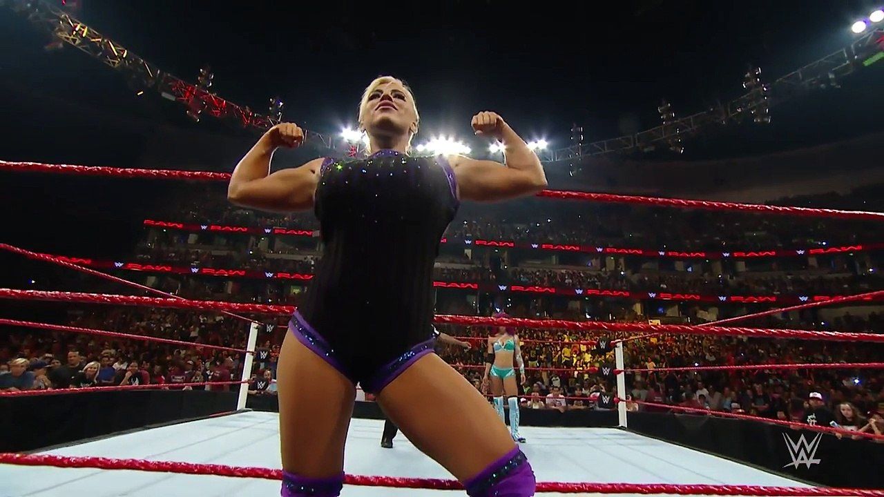 Dana Brooke trains before entering the squared circle-Pre-Match Moments,- powered by Tapout - Dailymotion