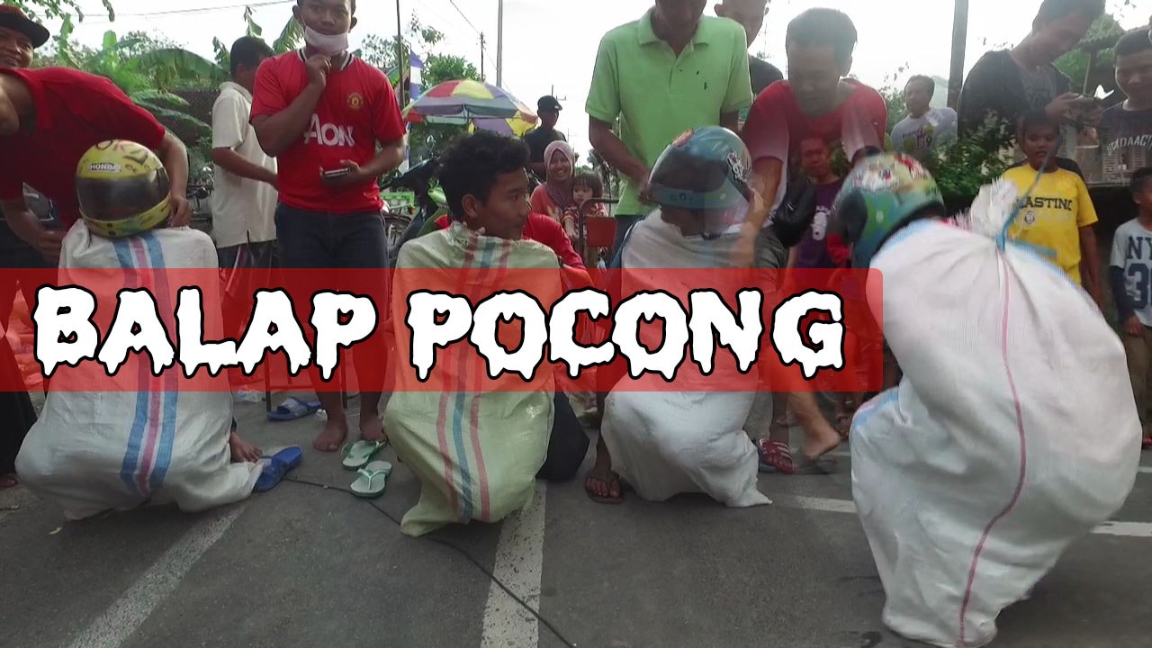 Bikin Ngakak, Lomba Balap Pocong Meriahkan HUT RI ke-71