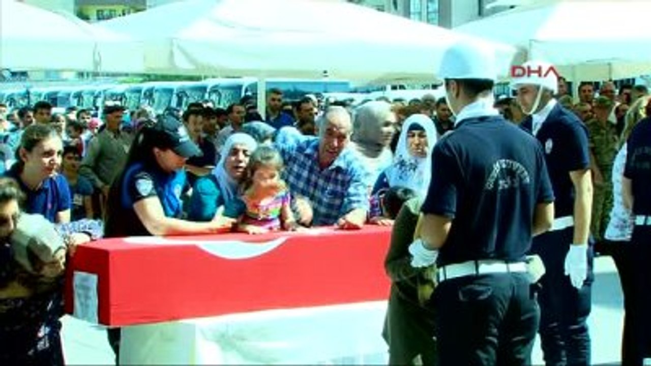 Diyarbakır Küçük Utku'nun Annesi Gülbahar, 'İki...