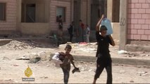 Thousands of Iraqis flee fighting in Hawija