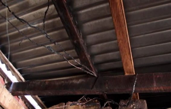 Incendio destruyó enseres de una mujer en Santa Elena