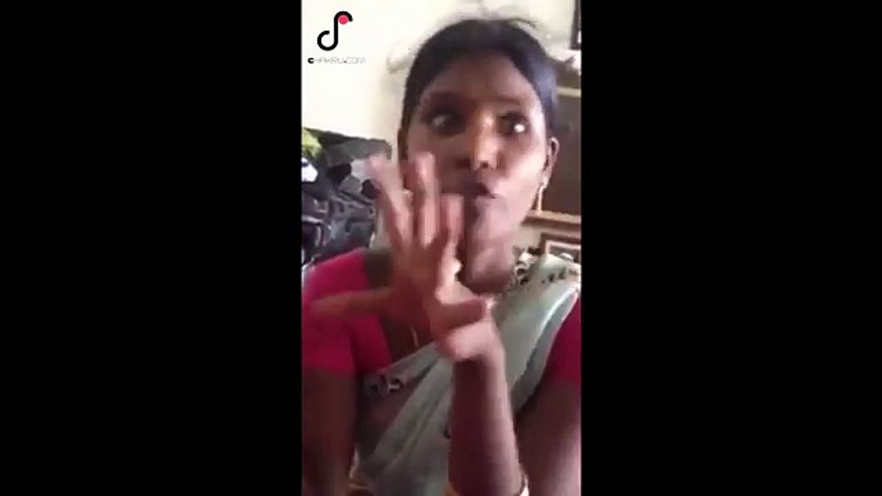 Innocent Indian Lady Speaks English To Her Doctor - Adorable