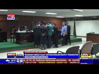 Wawan Emosi Saat JPU Tunjukkan Bukti Transfer