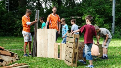 SKS Kids Club - huttenbouw Oprelseweg / Spijkenisse 2016