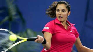 Sania Mirza out of control without shirt-Must Watch