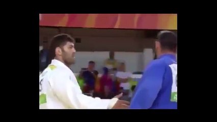 Kerana enggan bersalam, ahli judoka Mesir diarah pulang