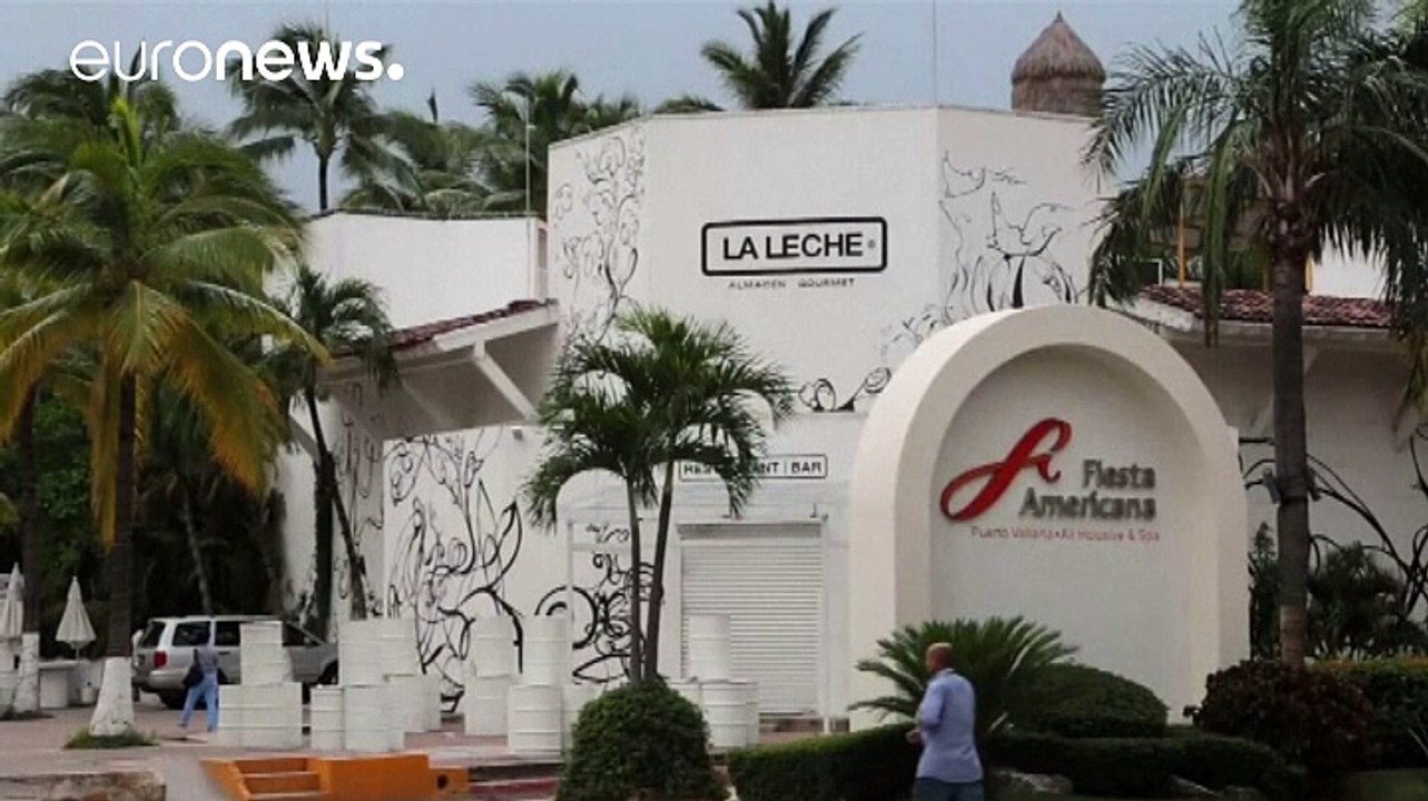 Bewaffnete stürmen luxusrestaurant und verschleppen kartelmitglieder