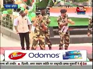 Indian Soldier Dances With Indian Actress On Independence Day