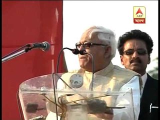 Buddhadeb attacks Govt on industry