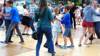 perros guirec initiation danse bretonne juillet 2016