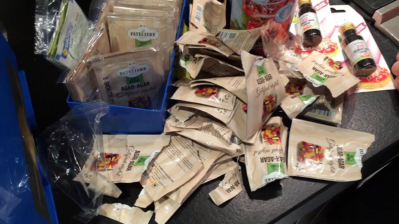 LE PLUS GROS BONBON LEGO DU MONDE !!!  WORLD'S LARGEST GUMMY LEGO !!! Recette bonbon GEANT XXL