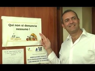 Napoli - Ferragosto, de Magistris visita anziani e immigrati (16.08.16)
