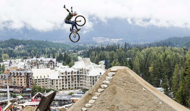 VÍDEO: Red Bull Joyride, una alucinante aventura en mountain bike