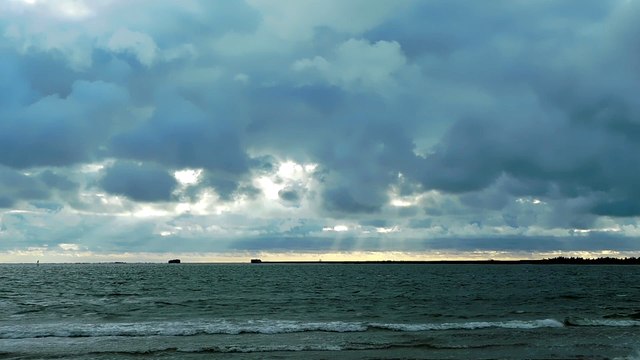 Лиепая. Море, Виндсерфинг, август.