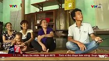 Hà Nội: Niềm vui của người dân nghèo khi được lắp đặt truyền hình kỹ thuật số miễn phí.