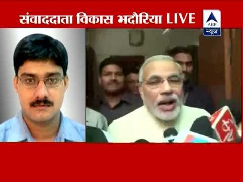 Narendra Modi meets Rajnath Singh, congratulates Guj voters for win