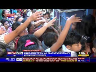 Caleg Demokrat Berjalan Mundur di Johar Baru
