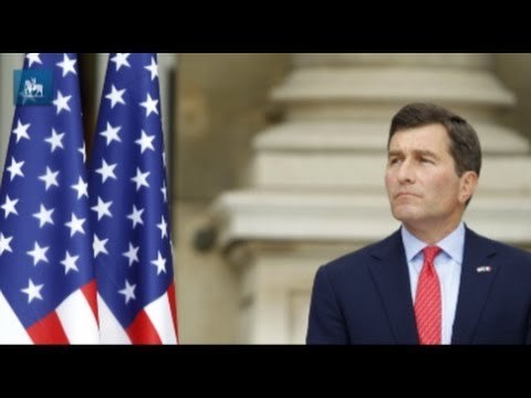 Andrei Netto: Documentos provam que NSA espiona governo, empresas e cidadãos da França