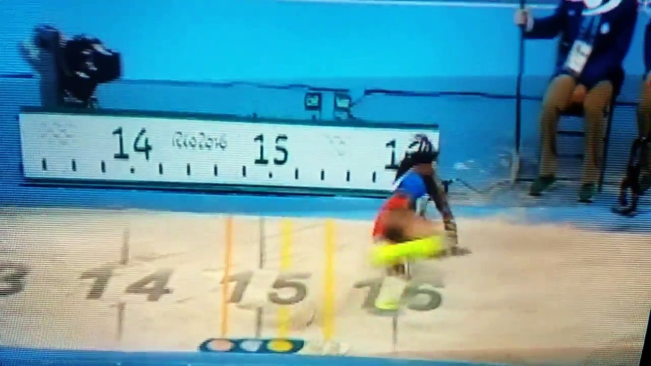 Caterine Ibargüen Gana  Medalla de Oro a En Salto Triple Rio 2016