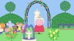 Peppa Pig - Jumping in muddy puddles with the Queen (clip)