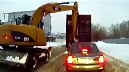 Download Video: ЛУЧШИЕ ПРИКОЛЫ 2016 Август Самые смешные приколы