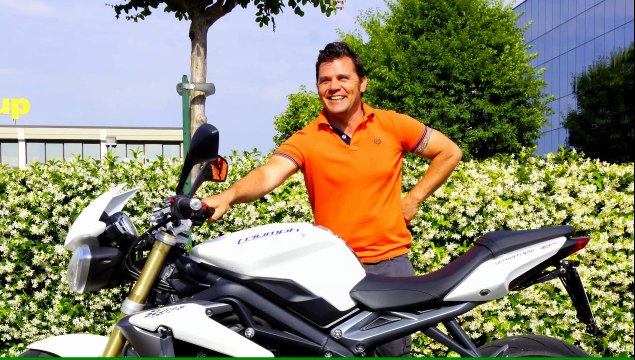 Triumph Street triple 675 (Sound, video & photos) BEST 4K