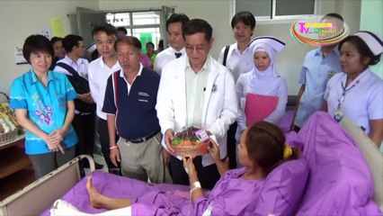 เลขา รมว.สาธารณสุขเยี่ยมผู็บาดเจ็บเหตุระเบิด