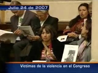 Loas a asesinos, desplante a las víctimas Senado Colombia