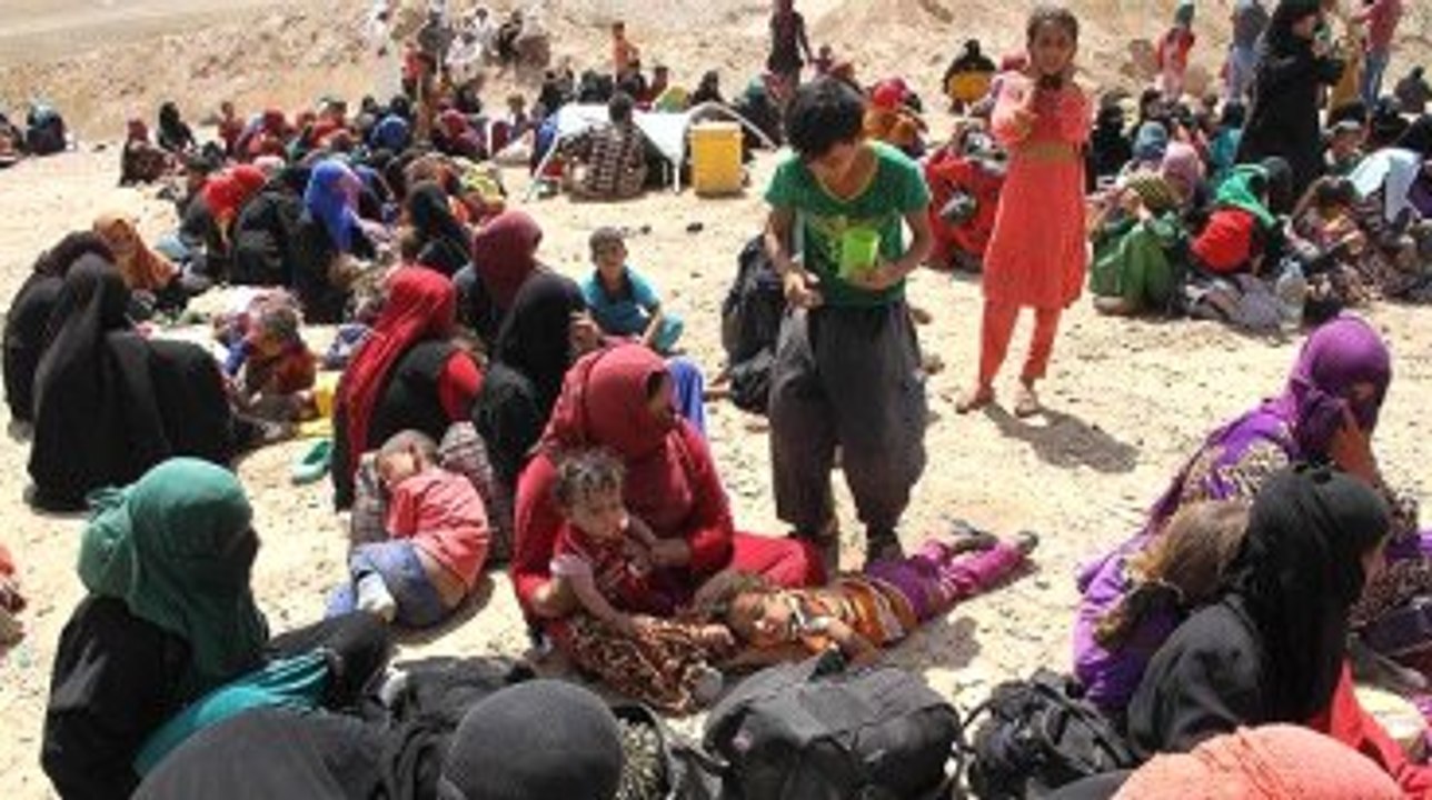 Terör Örgütü Daeş'in Elinde Tuttuğu Havice İlçesinden Kaçan Siviller (1)